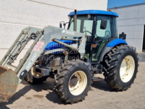 TRATTORE NEW HOLLAND TD85D